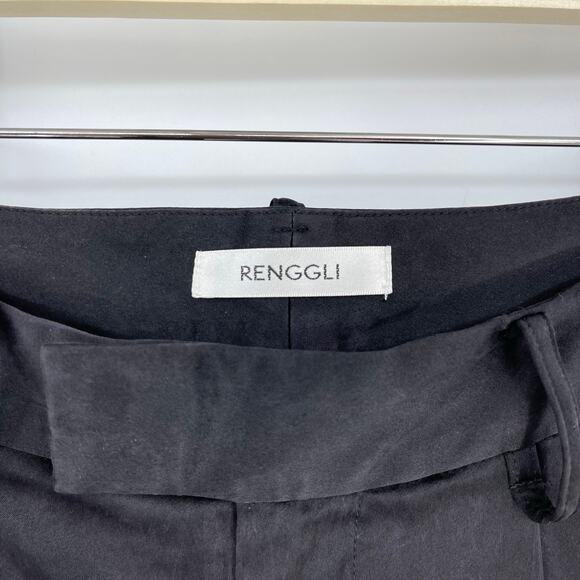 RENGGLI | Cuffed Short in Black Silk Tailored Hot Shorts 2 - Picture 5 of 8